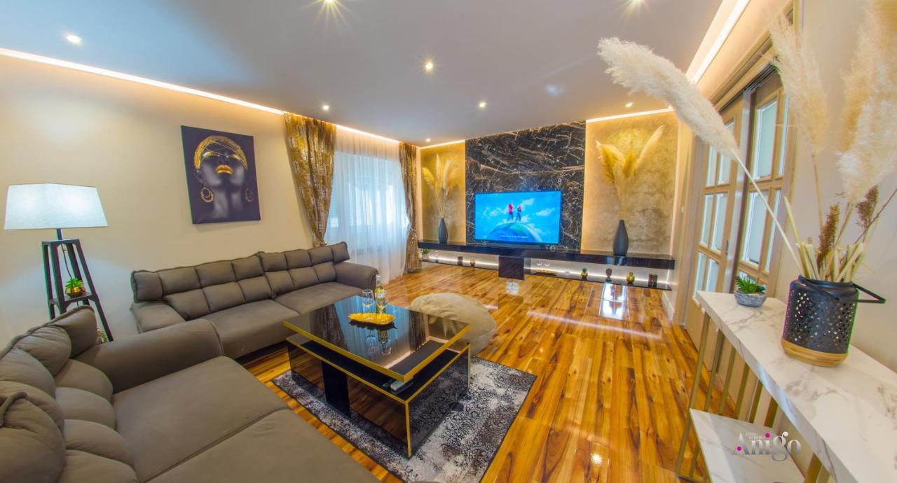 Luxury Apartment Black And Gold Mostar Extérieur photo