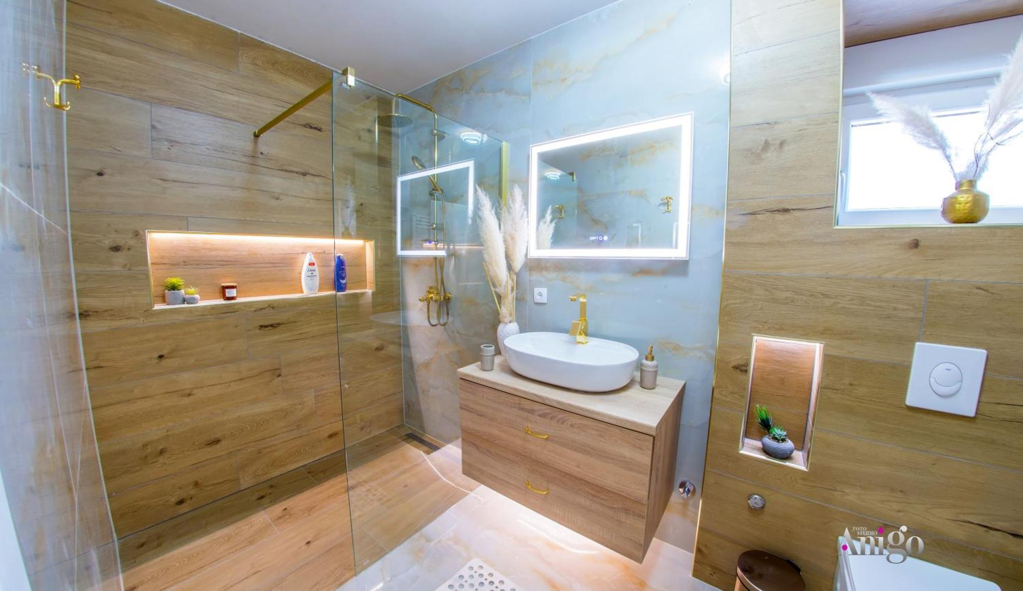 Luxury Apartment Black And Gold Mostar Extérieur photo