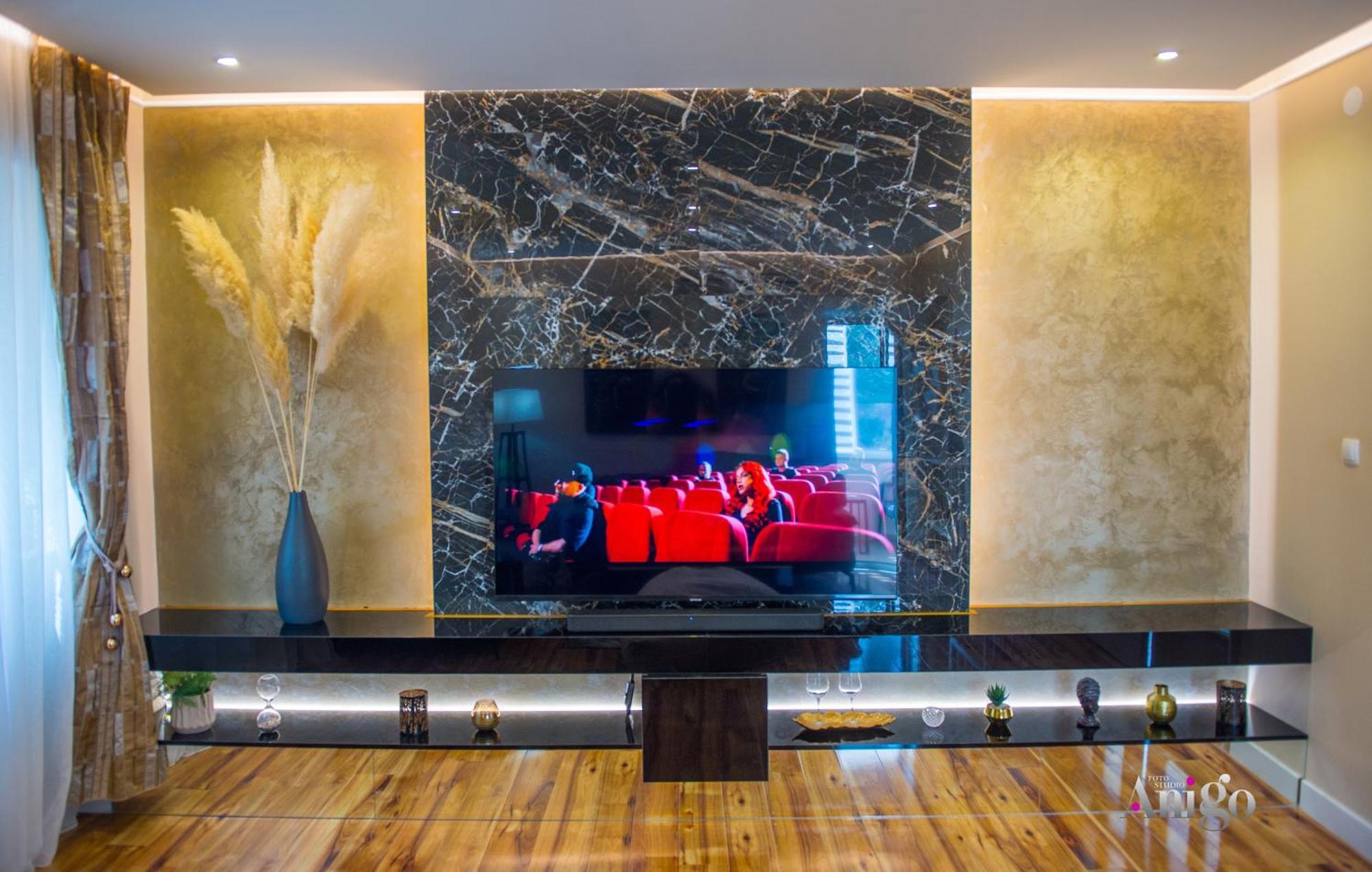 Luxury Apartment Black And Gold Mostar Extérieur photo