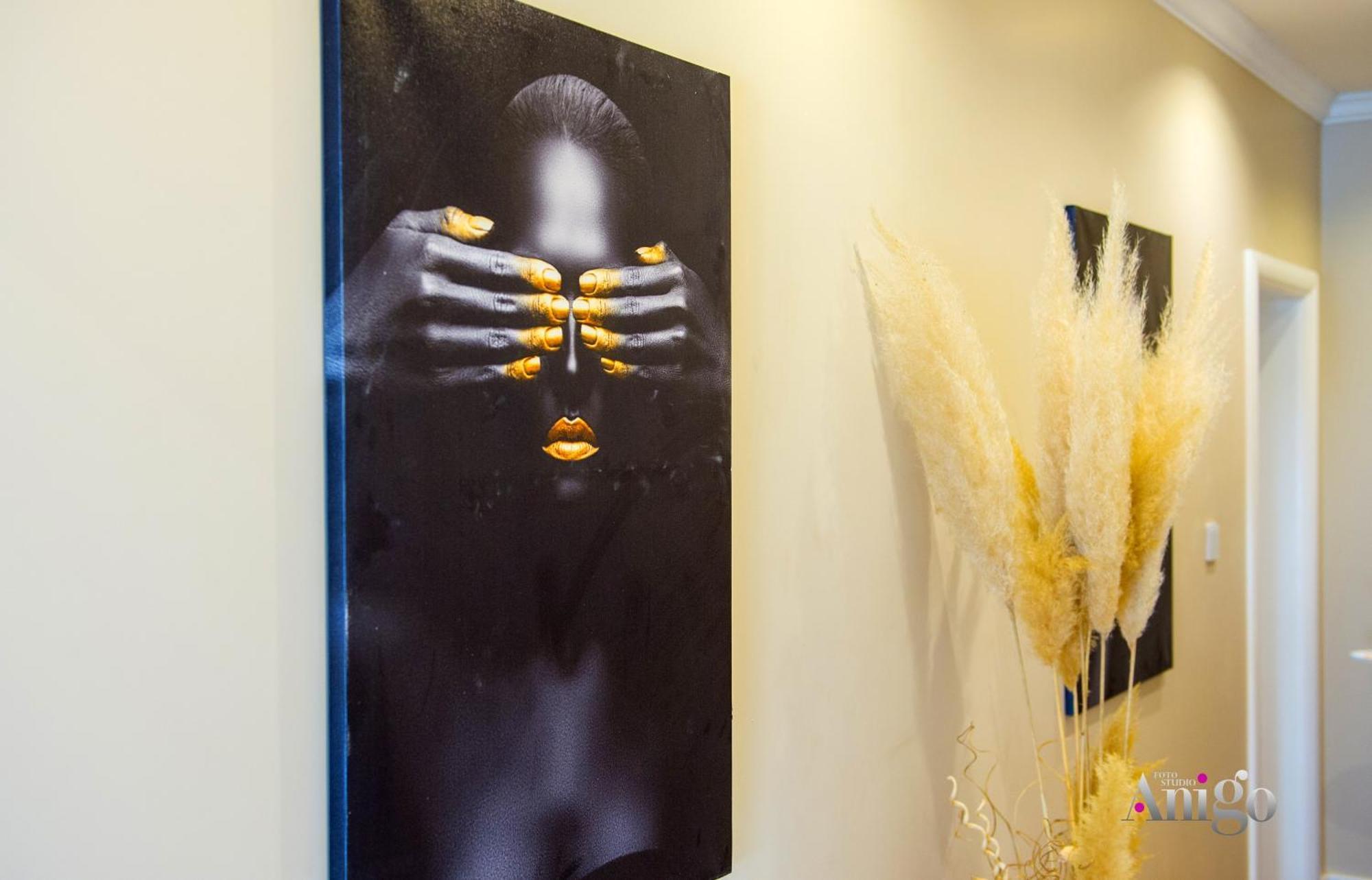 Luxury Apartment Black And Gold Mostar Extérieur photo