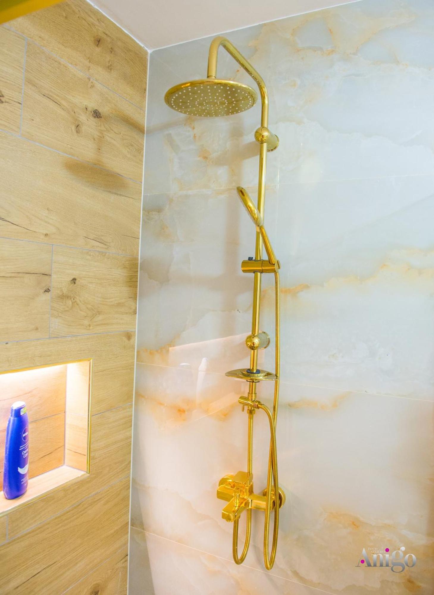 Luxury Apartment Black And Gold Mostar Extérieur photo